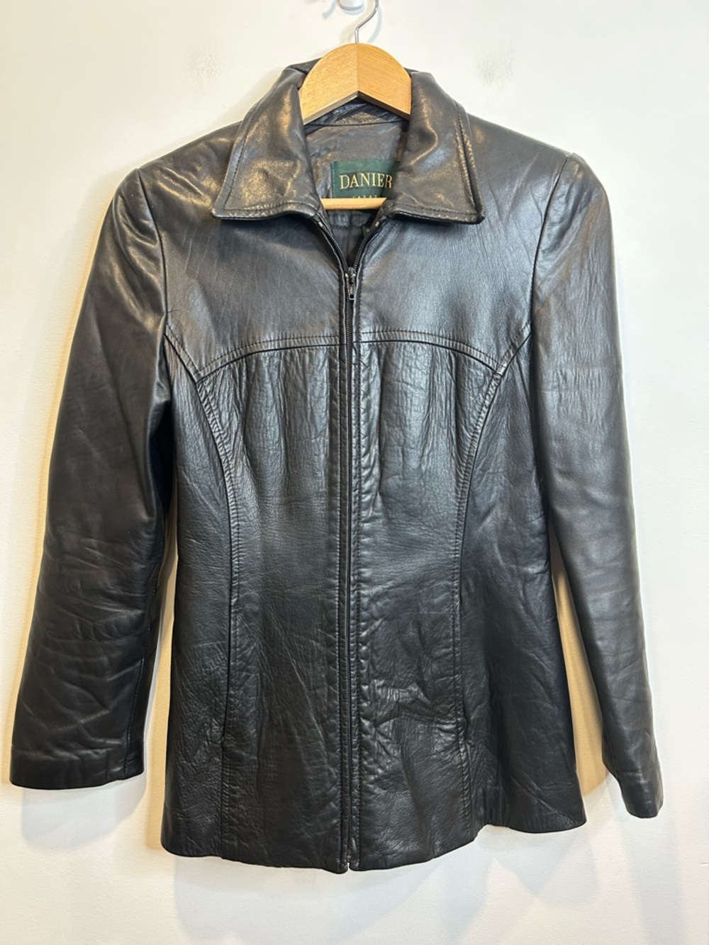 Vintage Danier Leather Women’s Full Zip Collared Leather Jacket Black